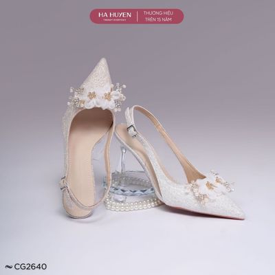  Giày cao gót nữ HÀ HUYỀN nhũ đính hoa lụa quai hậu gót nhọn kim loại 7cm - CG2640