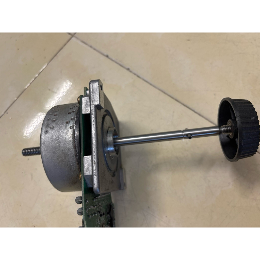 Motor DC 12v-24v trục 8mm brushless loại to