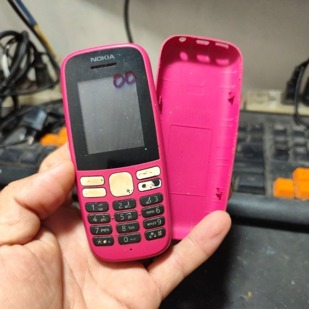 Xác hư điện thoại Nokia TA-1174 không có cục pin, bộ vỏ còn