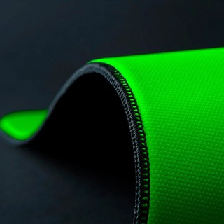 Bàn di chuột Razer Gigantus (hàng chính hãng mới 99%)