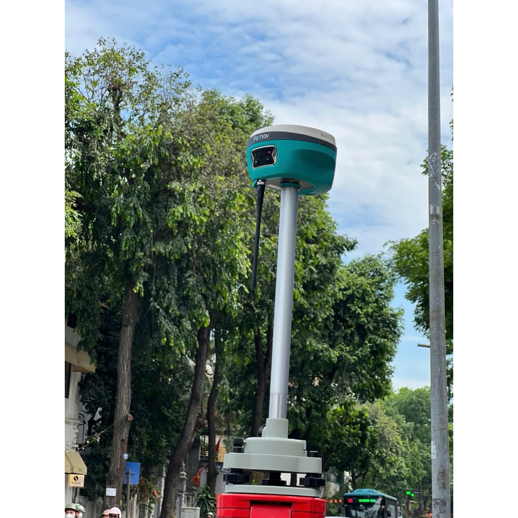 Máy định vị vệ tinh GNSS RTK FARNAV N50