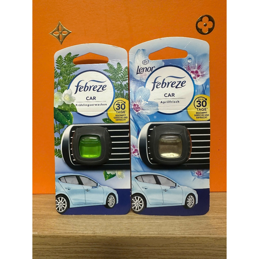 Nước hoa khử mùi ô tô Lenor April Fresh