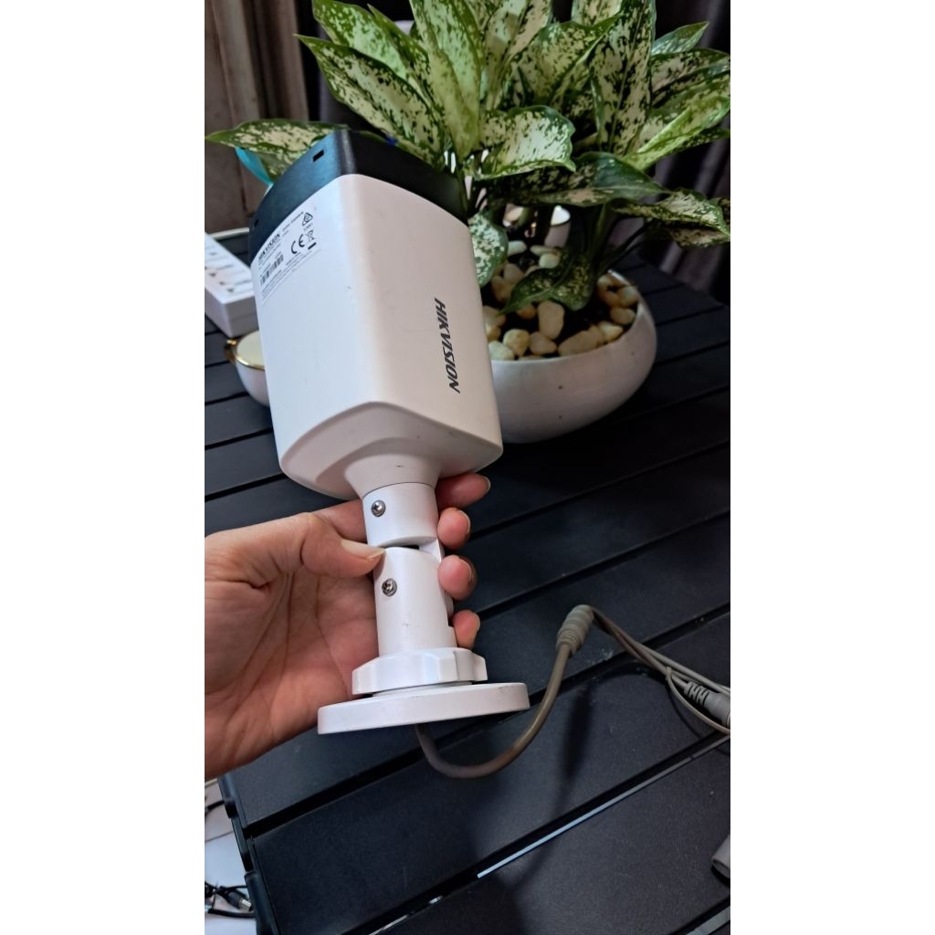 Camera analog cũ.Camera Hikvision 2CE17DOT-IT3FS hồng ngoại 40m dùng cho đầu ghi analog.