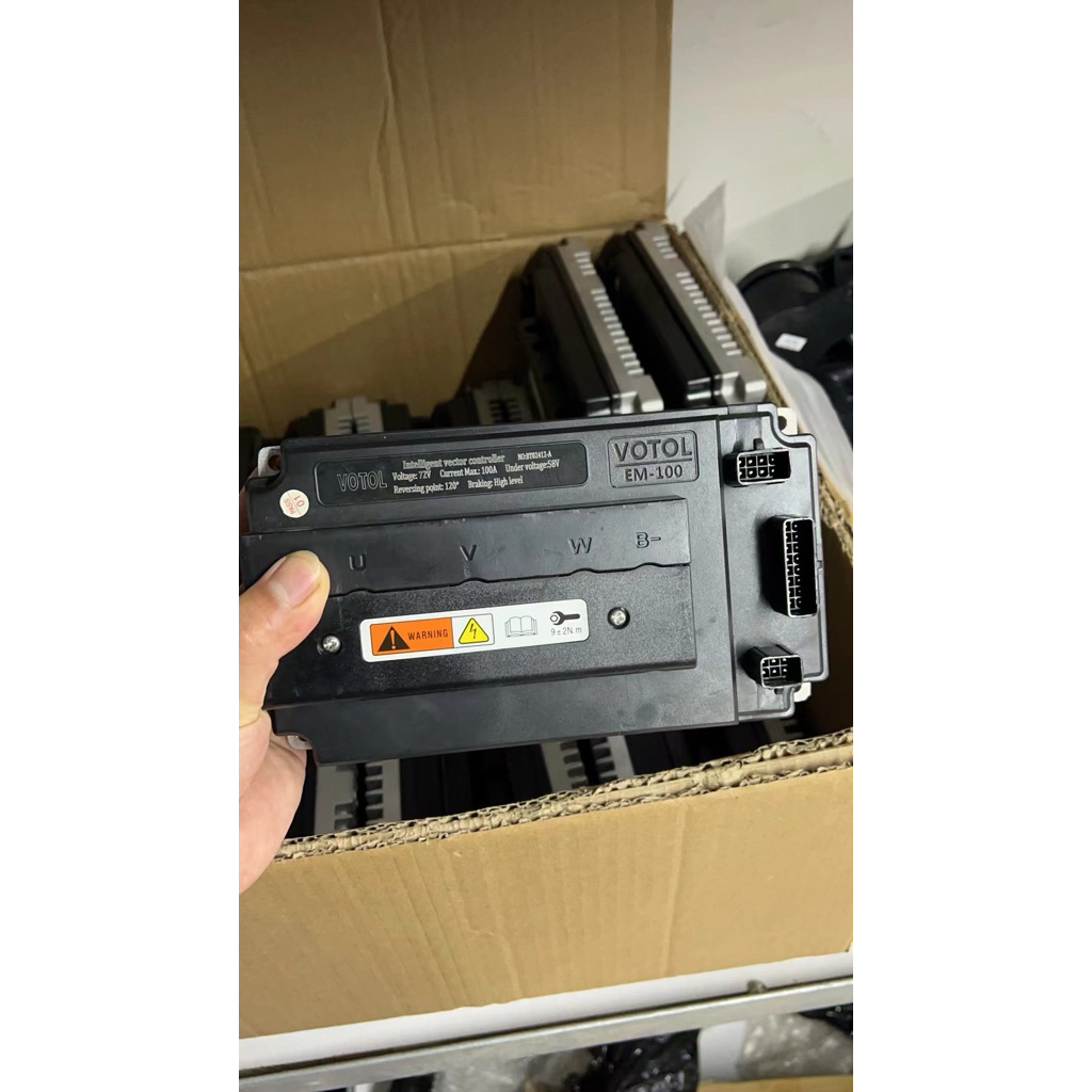 ic votol 100s (mới 100%) tặng full dây giắc bao tét