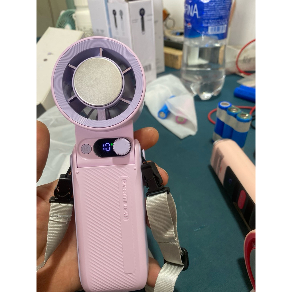 quạt mini Cầm Tay A228