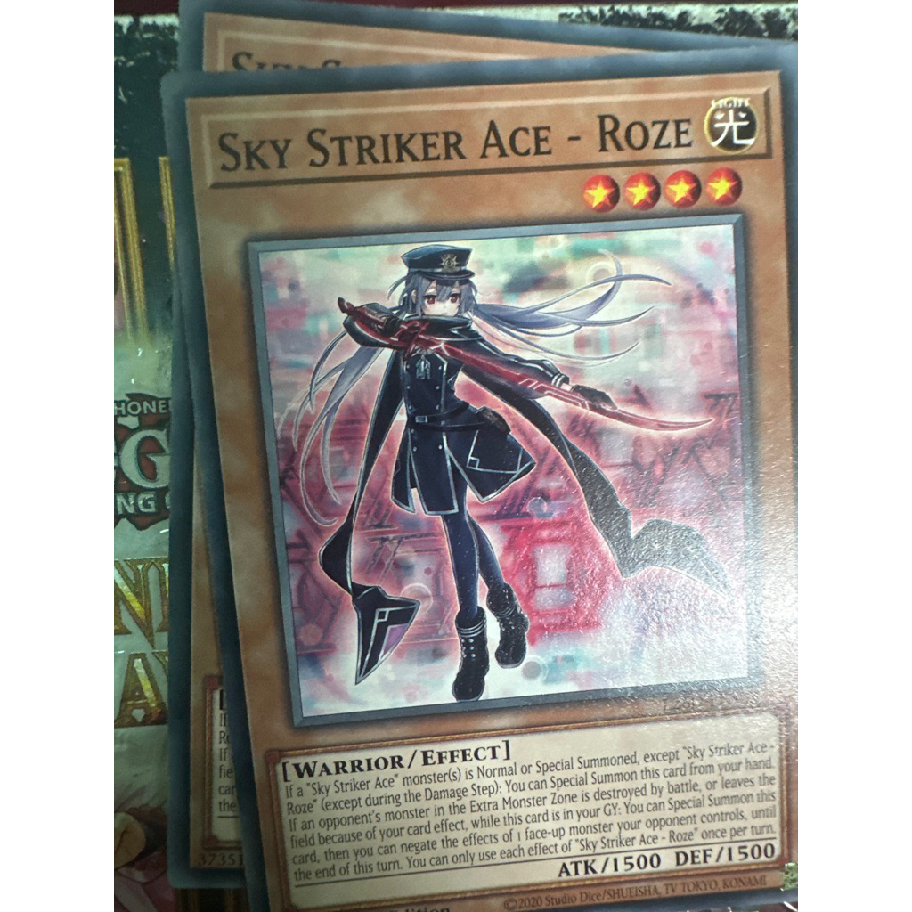 Bài yugioh: sky striker- roze