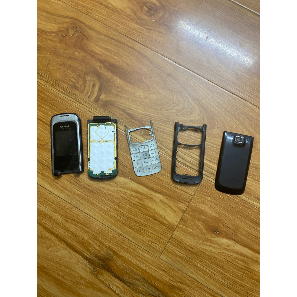 Xác điện thoại nokia_2720 như ảnh