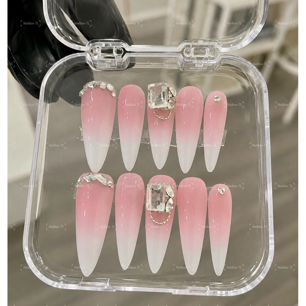 Móng giả Nailbox TL MO4 Design – Đính đá sang chảnh, nhẹ nhàng chuẩn Hàn