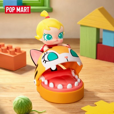 POP MART Baby Molly and Baby Tabby Pulling a Prank Figure