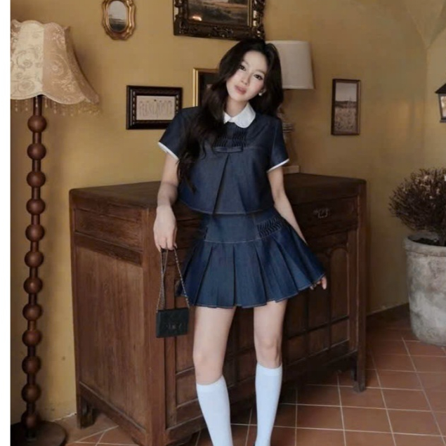 LIPU - SET ĐỒ NỮ MÀU DENIM ÁO CỘC TAY CROP MIX CHÂN VÁY XẾP LY DÁNG NGẮN LK