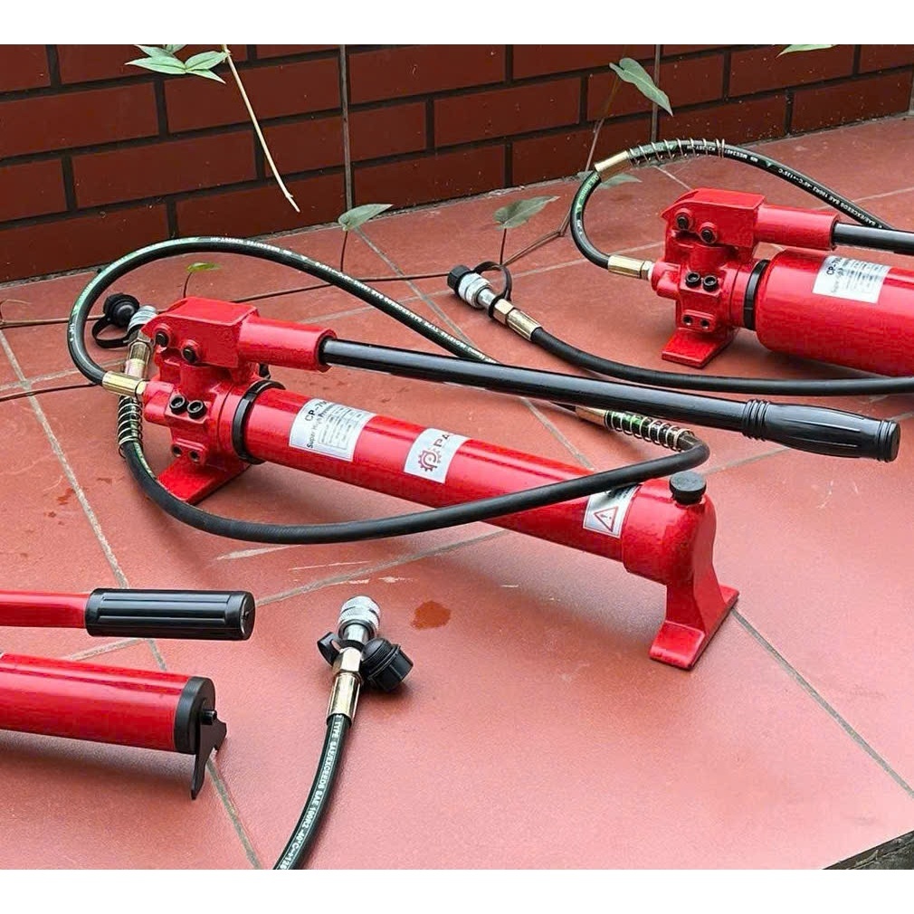 Bơm Tay Thủy Lực CP700, Lượng Dầu 700CC, Tiện Lợi, Chính Hãng