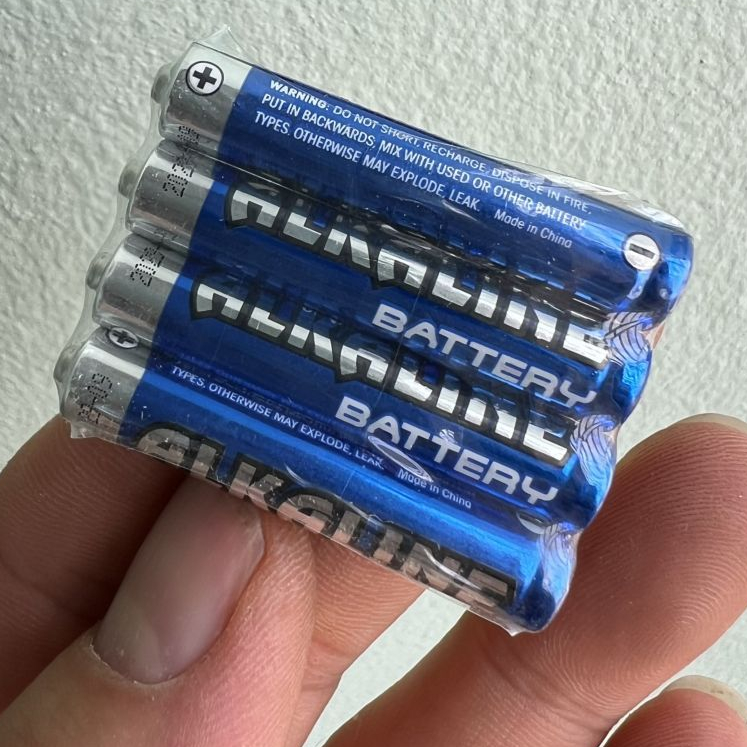 Vỉ 4 pin kiềm Alkaline AAAA LR8D425 cho bút vẽ