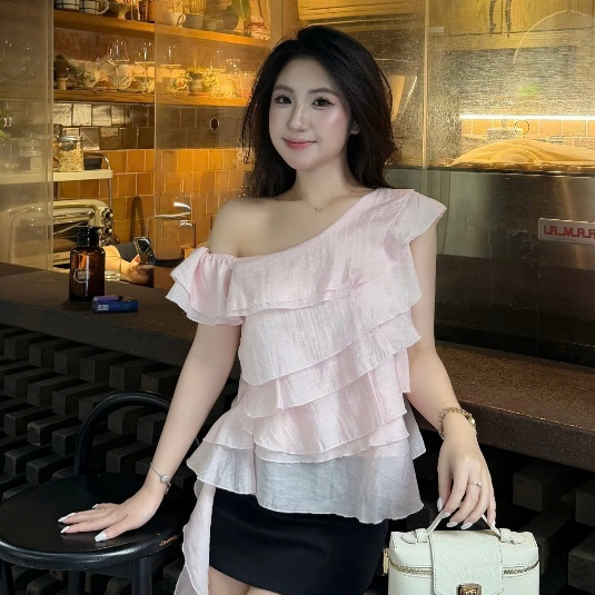 Áo Babydoll Kiểu Nữ Trễ Hở Vai Mặc 2 Kiểu Bèo Nhún Xếp Tầng Đi Biển Muà Hè Kimee - KA877 | BigBuy360 - bigbuy360.vn