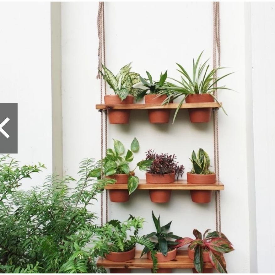 Kệ gỗ treo 3 tầng 9 chậu gốm, chậu cây cảnh treo tường trang trí, decor ban công, sân vườn Eden