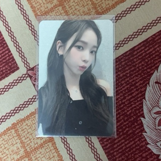 Card Karina chu mỏ