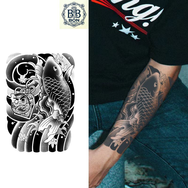 Hình Xăm Dán Bắp Tay Chân HY-008 Họa Tiết Cá Chép Hóa Rồng Và Lật Đật Daruma, Hình Xăm Giả Nhật Cổ L