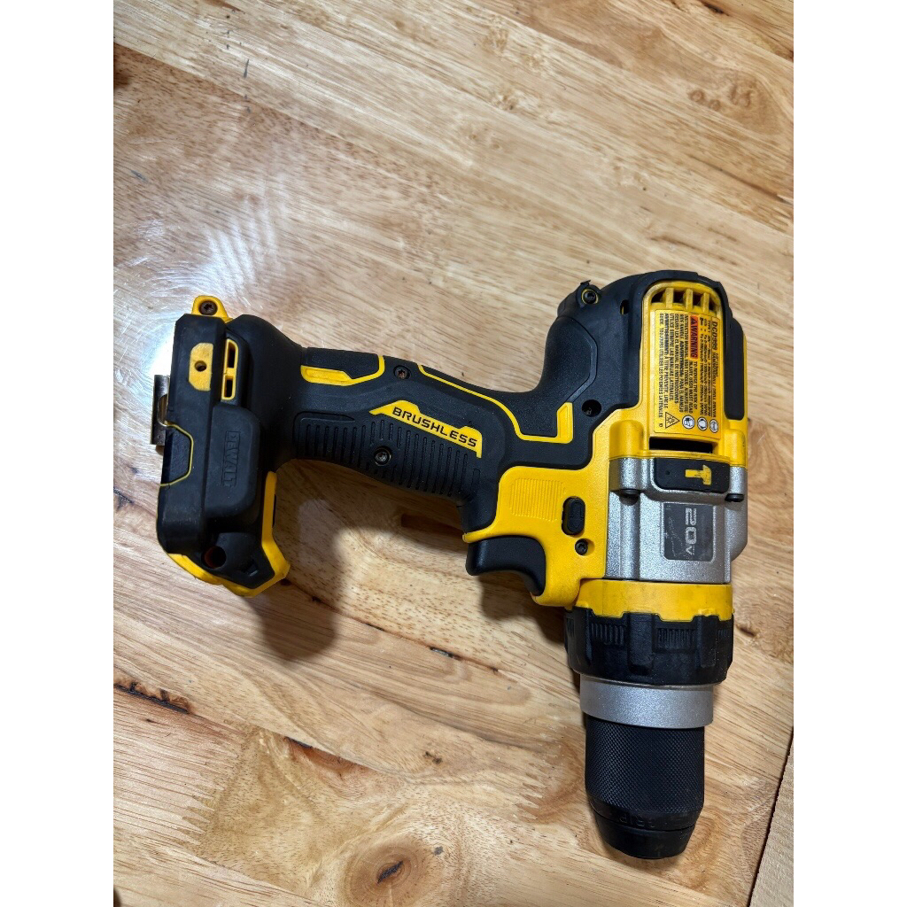 Máy khoan pin Dewalt DCD999 khoan rút lõi
