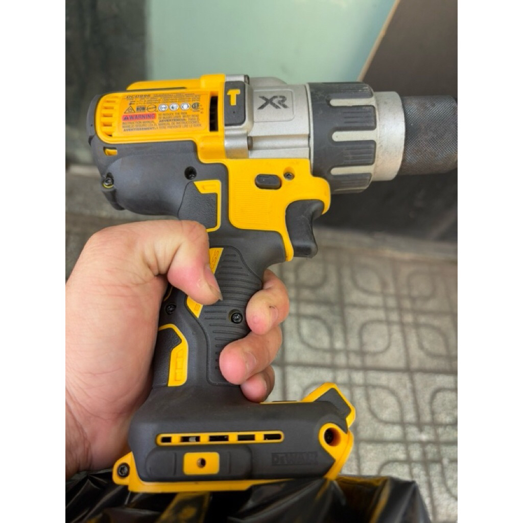 Máy khoan pin Dewalt DCD996 nội địa Mỹ chuyên rút lõi tường