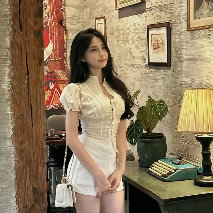 Áo Kiểu Nữ Dáng Croptop Chi Tiết Cổ Tàu Tay Bồng Cột Dây Nơ Mùa Hè Ki mee - KA832 | BigBuy360 - bigbuy360.vn