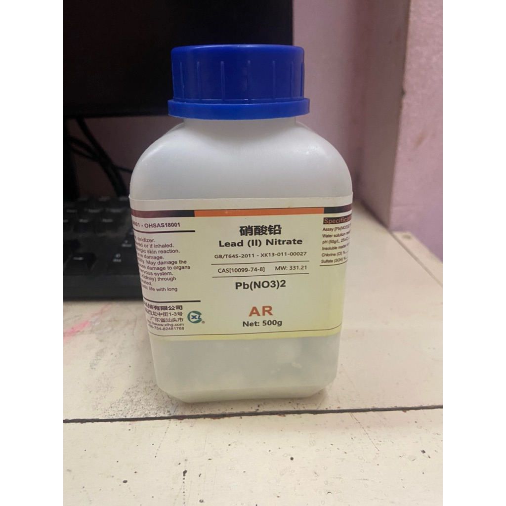 Pb(NO3)2, Chì nitrat trong cơn mưa vàng