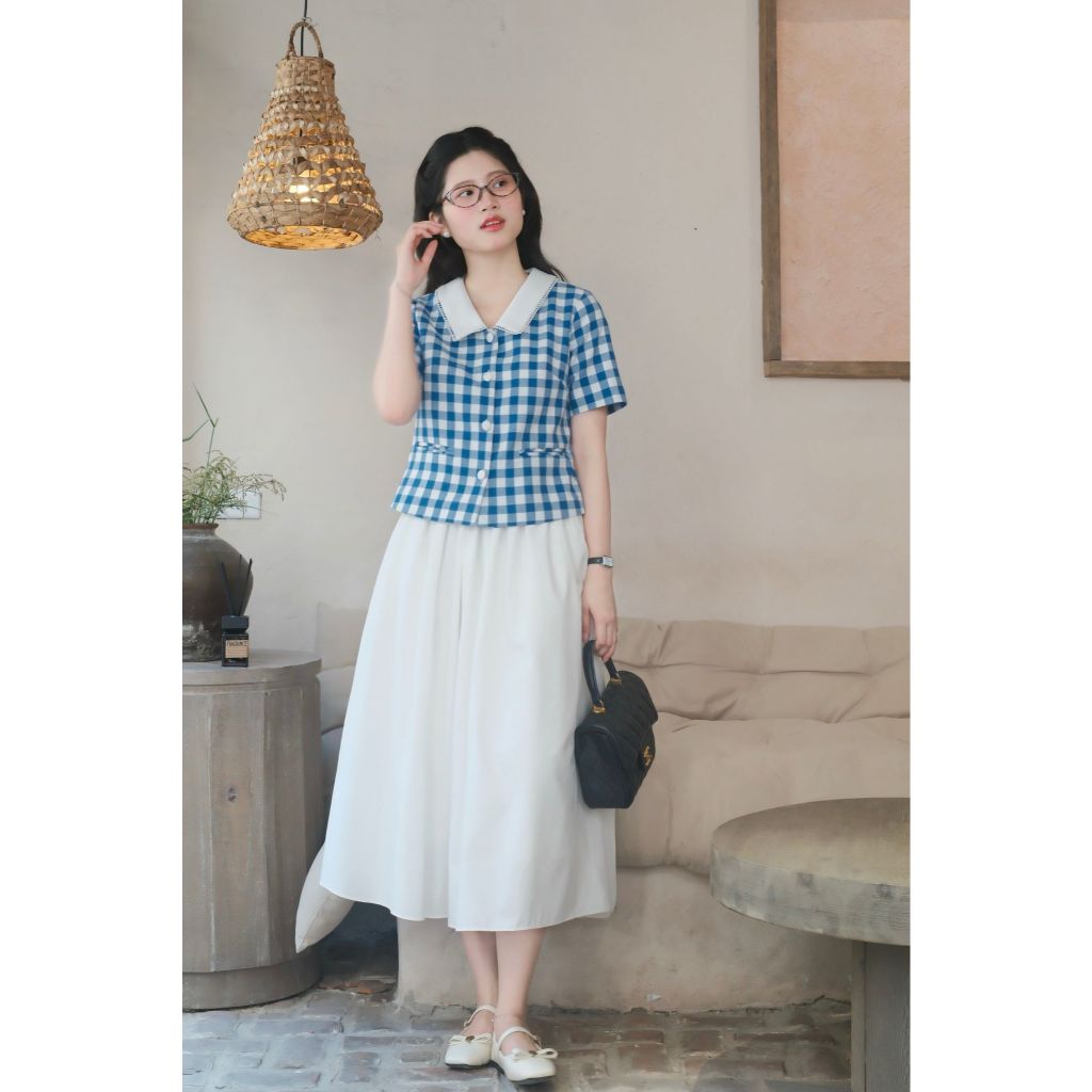 Áo Sơmi Nữ Dolphin ABUHI Thiết Kế Áo Ngắn Tay, Hoạ Tiết Xanh Caro Tinh Tế, Chất Liệu Bamboo Thoáng Má | BigBuy360 - bigbuy360.vn