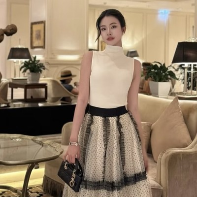 Chân váy lưới chấm bi lưng thun dáng xòe dài phù hợp đi chơi du lịch Callene (L2937)