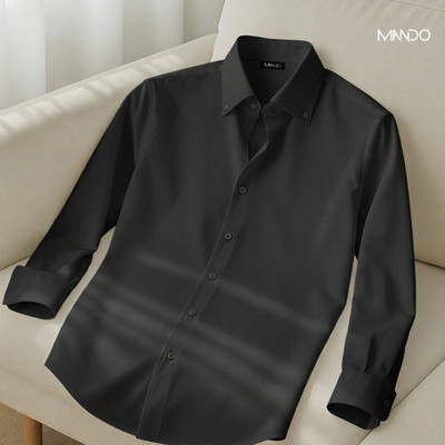 Áo sơ mi cổ V Button-Down form tôn dáng Regular-Fit vải âu Hàn cao cấp MANDO - SHT055