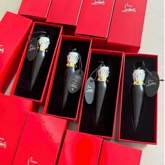 Son Thỏi Christian Louboutin Dòng Christian Louboutin Rouge Louboutin Velvet Matte