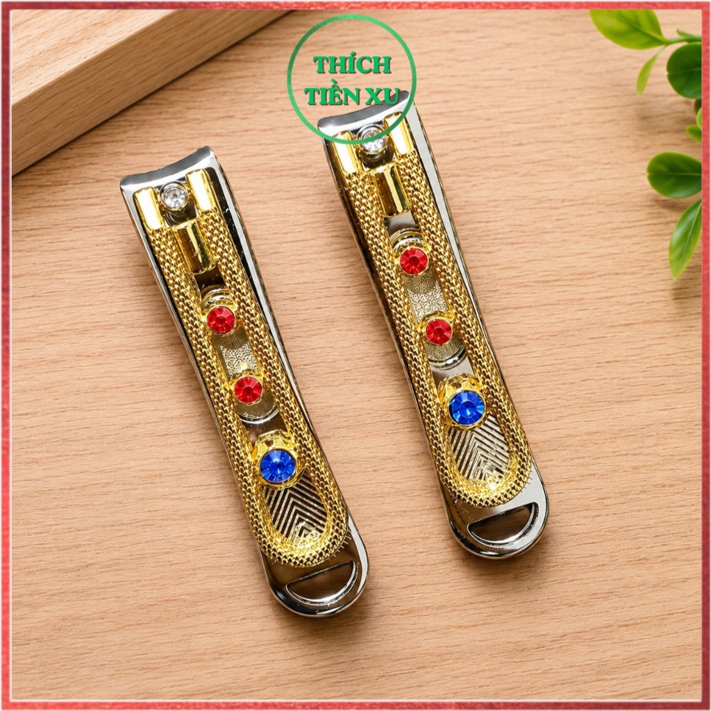 Combo 3 chiếc bấm móng tay vàng đính đá sắc bén,bấm móng tay,chân.