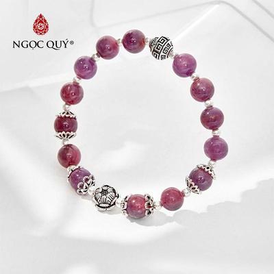 Vòng tay đá Ruby tự nhiên phối charm - Mẫu VC0417 - Ngọc Quý
