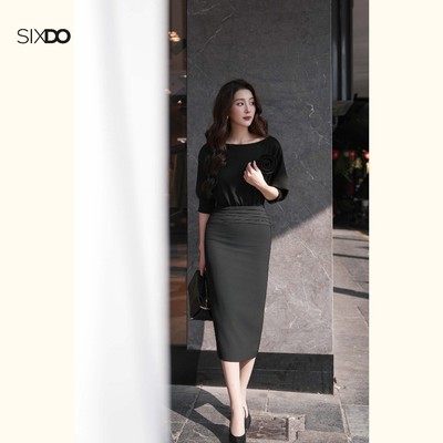 Đấm bút chì dáng dài eo xếp ly tay lửng SIXDO (Black Woven Pencil Dress With Flower)