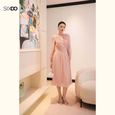 Đầm dáng xòe dài phối bèo SIXDO (Light Pink Organza Flared Dress)