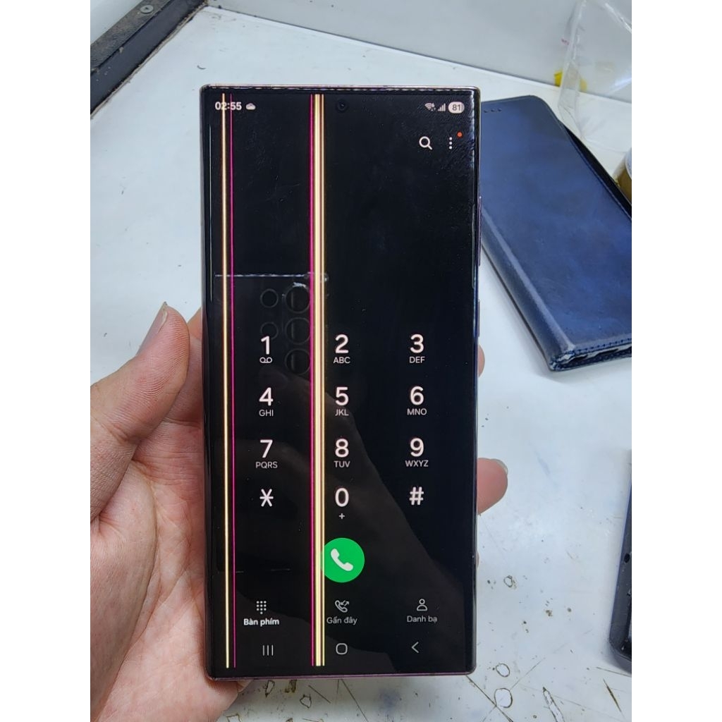 Điện thoại cũ Samsung S22 Ultra 5G bị sọc màn hình máy zin áp suất, chưa qua sửa chữa