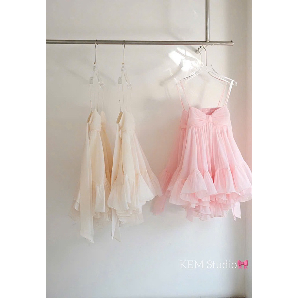[SẴN/ CÓ MÚT ĐỆM] ĐẦM VÁY BABYDOLL HỞ LƯNG DÁNG XOÈ TAY BUỘC THẮT NƠ ĐI BIỂN SIÊU XINH 2MONDAY V67 | BigBuy360 - bigbuy360.vn