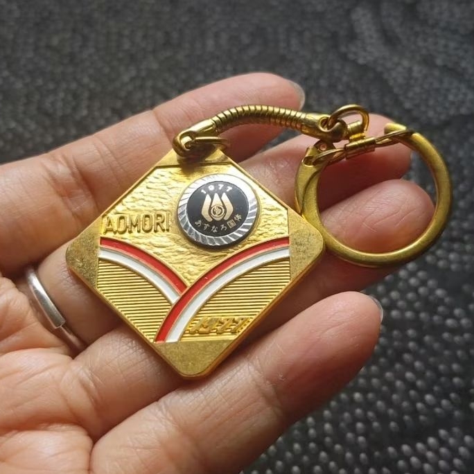 MK0061-MÓC KHÓA NHẬT BẢN – AOMORI 1977 – KỶ NIỆM ĐẠI HỘI QUỐC DÂN THỂ THAO