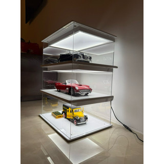 Tủ LED trưng bày xe mô hình 1:18, 1/24, 1/32 có thể xếp chồng mica trong suốt