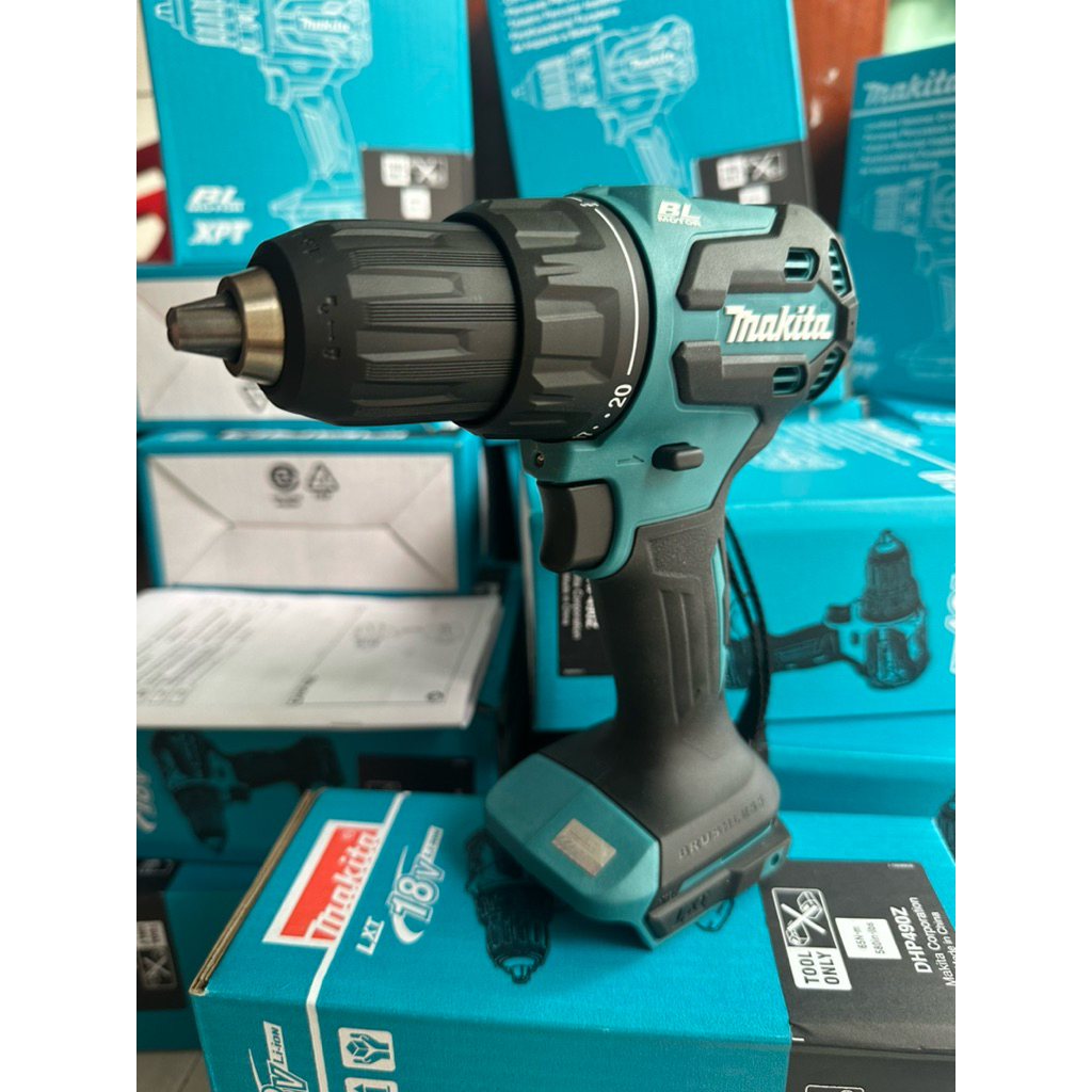 Khoan 3cn Makita DHP490 18v ko than. Nhỏ gọn new hãng lực 65N/m tua 1900v/p kẹp 13ly autolock