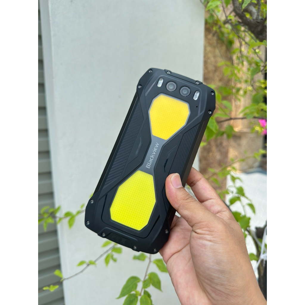 điện thoại siêu bền Blackview bv7300