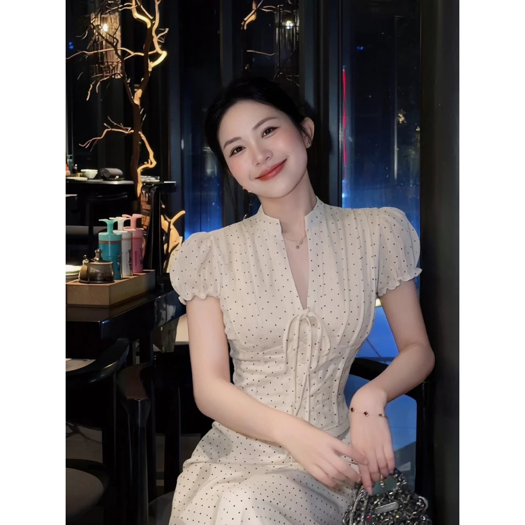 Áo Kiểu Nữ Dáng Croptop Tay Bồng MILA TOP, Chi Tiết Cổ Tàu Tay Bồng Cột Dây Nơ | BigBuy360 - bigbuy360.vn