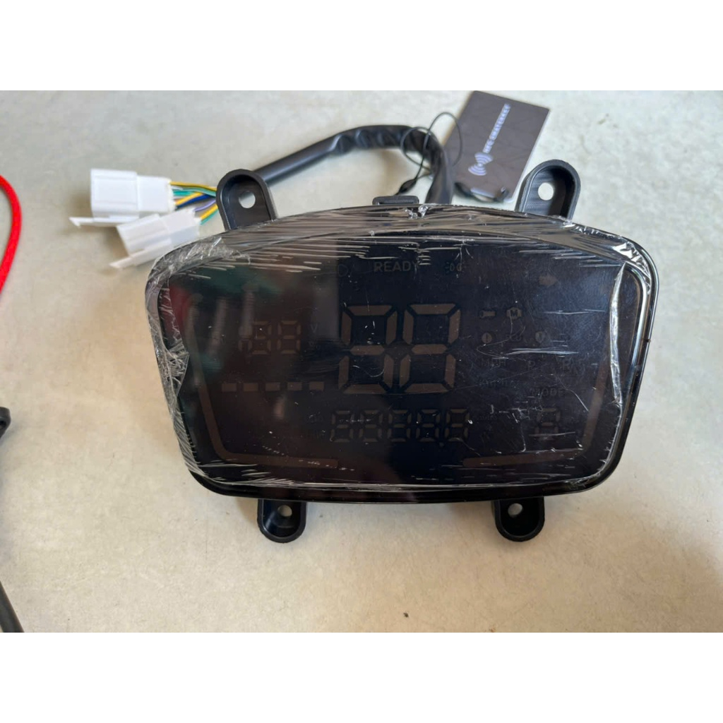 Đồng hồ xe điện vespa đời mới thẻ từ NFC