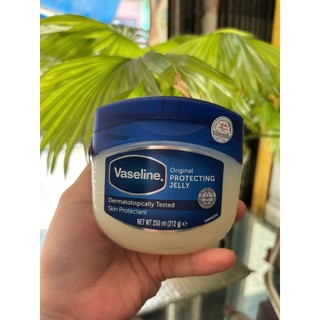 Sáp dưỡng đa năng Vaseline nhiều size
