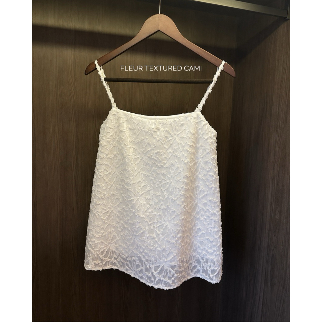 Fleur Textured Cami | Áo hai dây hoa nổi | abela.studio