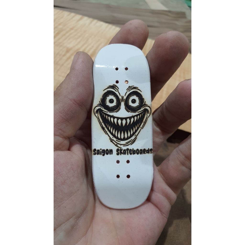 Saigon Skateboards "Bird" 34mm Fingerboard