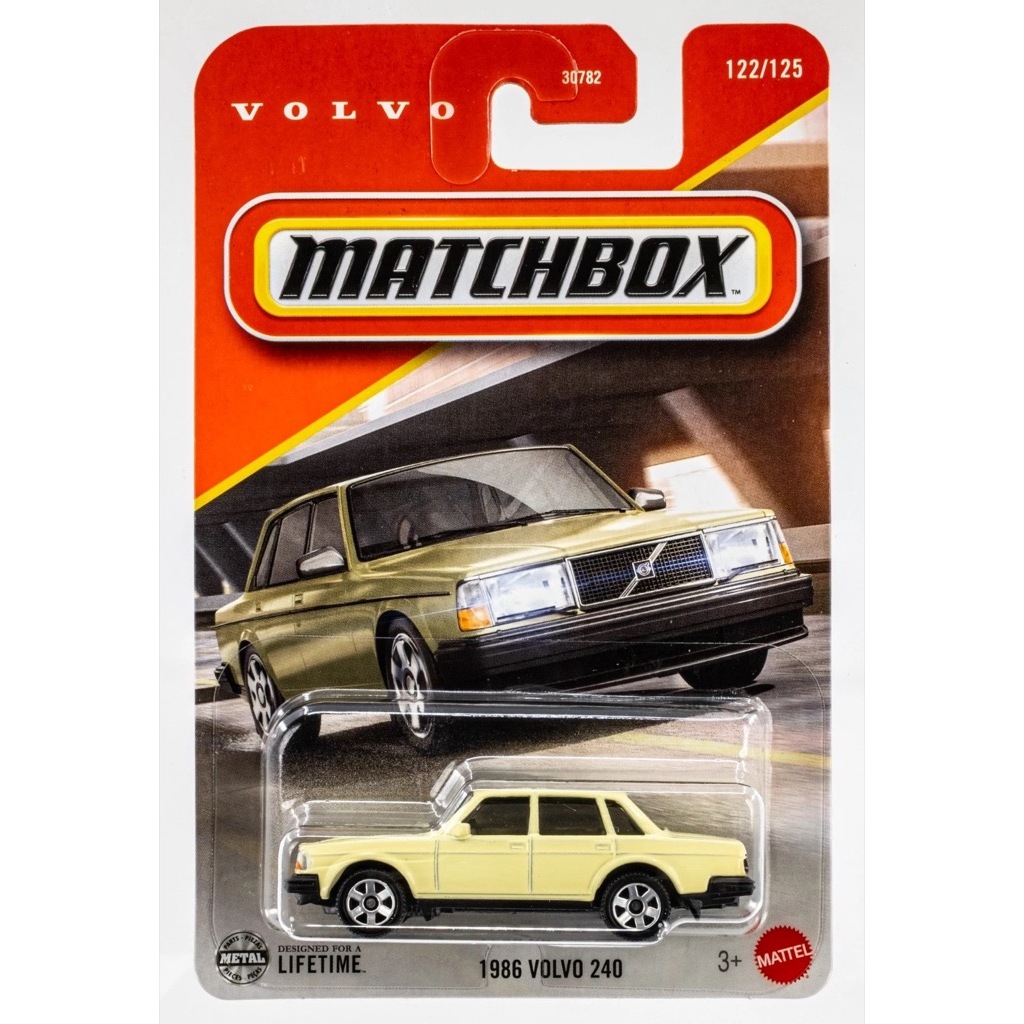Xe mô hình Matchbox 1986 Volvo 240 (2026)