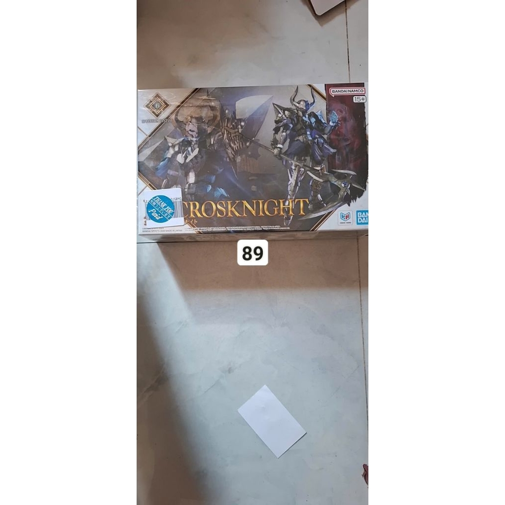 30MF pháp sư điều khiển bạch cốt tính BANDAI và model kit nữ idol