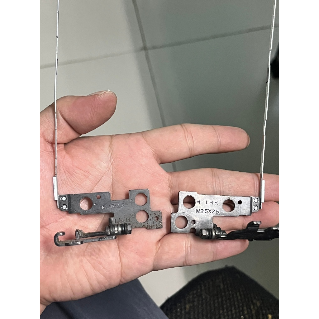 cặp bản lề laptop HP 14S-CF HP 14-DK HP 14-DP HP 240 G8 14-CK 240 246 G7 245 G8  hàng cũ zin theo má