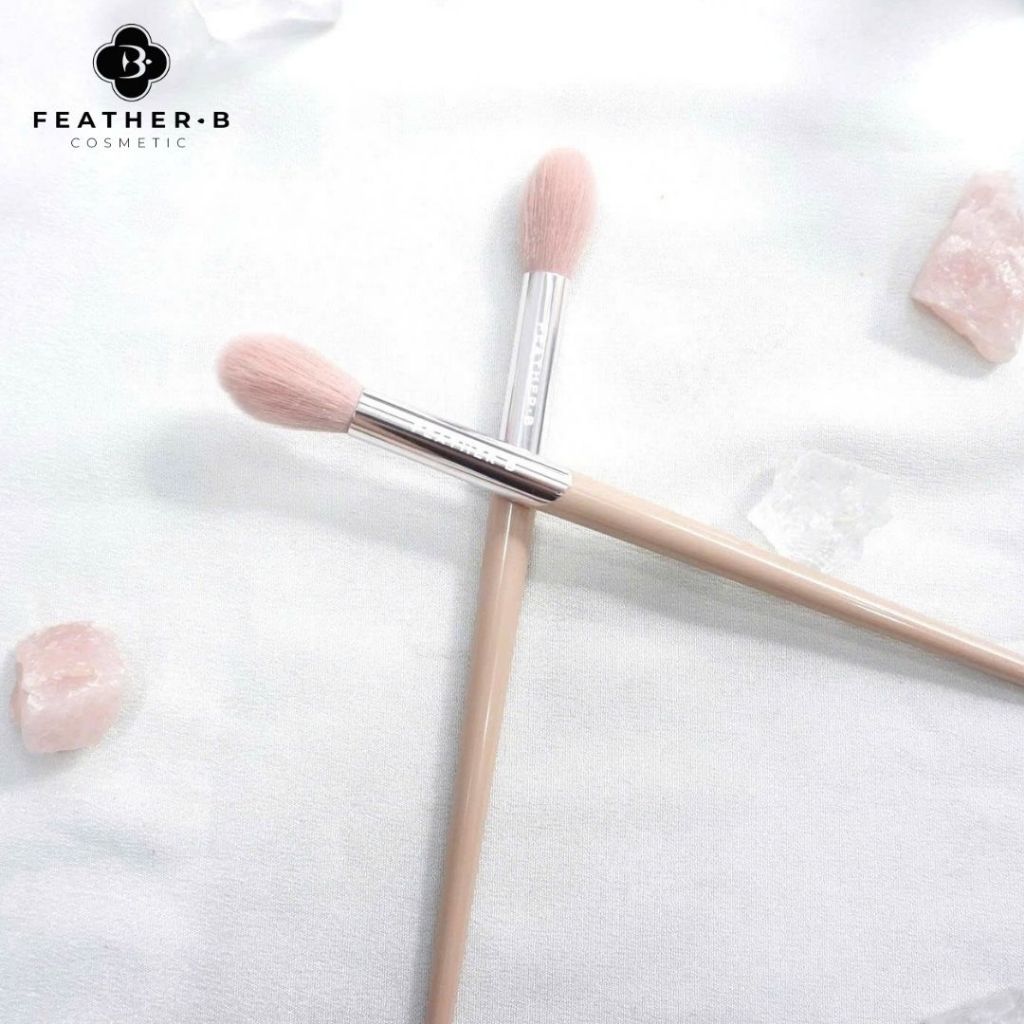 Cọ bắt sáng Feather B Highlight Brush