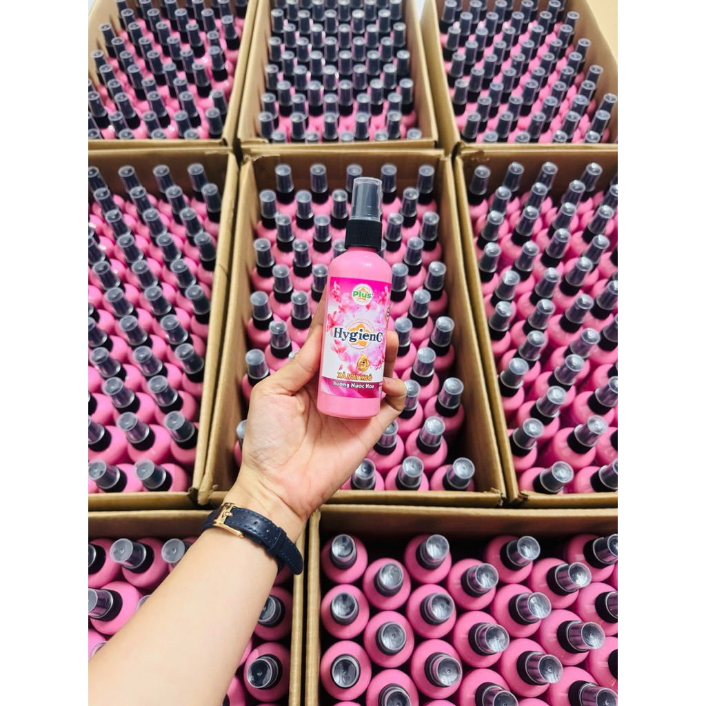HygienC - Xịt Vải Khô Hygienc Chai 100ml màu hồng Thơm Quần Áo- Hàng VN Chính Hãng