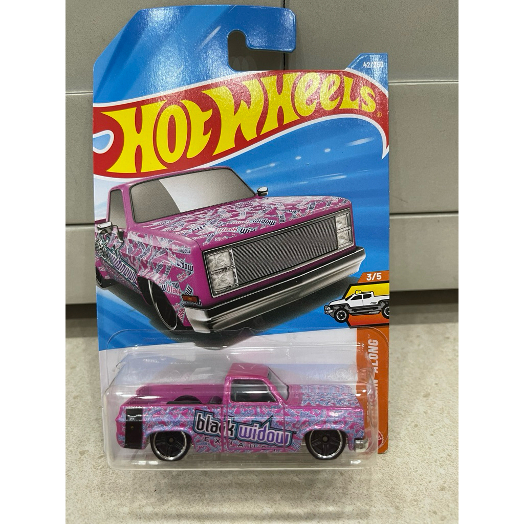 Xe mô hình đồ chơi cơ bản Hotwheels 1:64 - '83 Chevy Silverado
