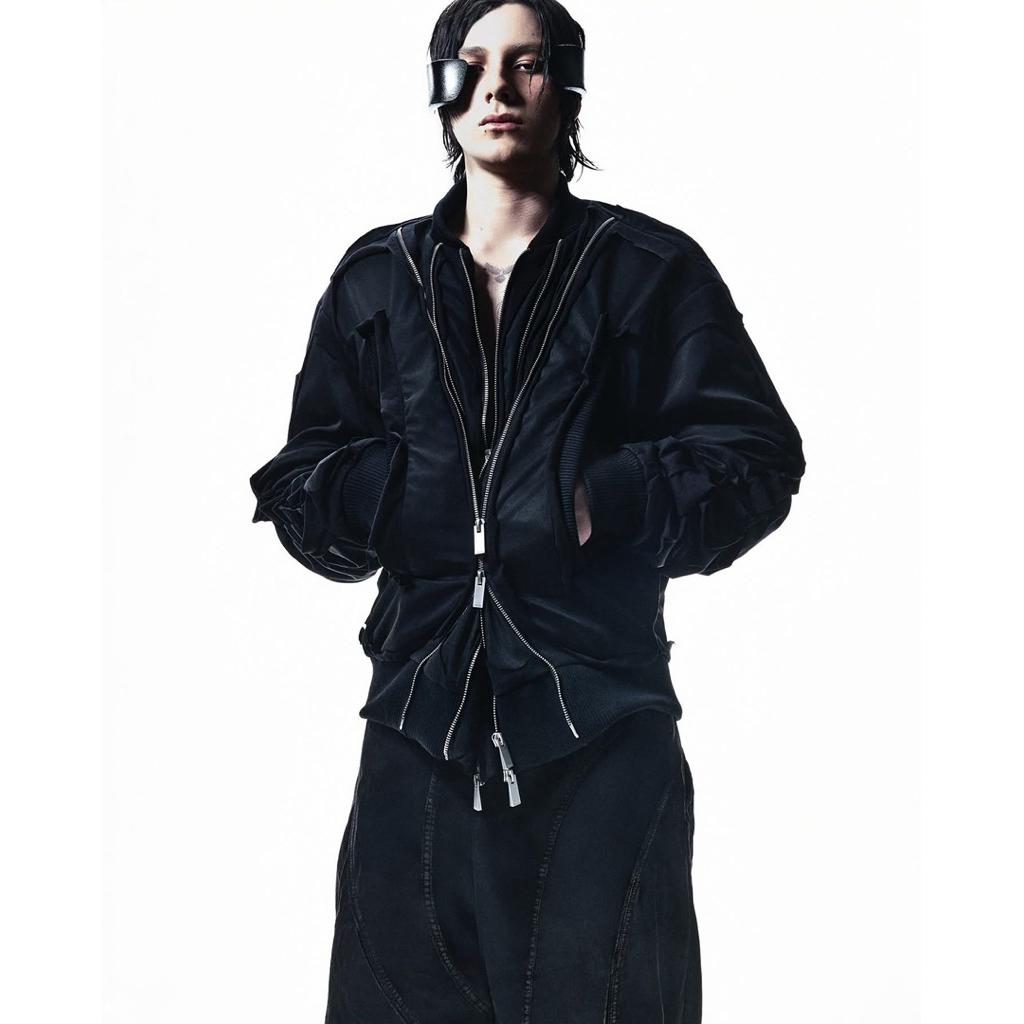 Áo Khoác Zip Goldie "MULTI ZIPPER FRINGE BOMBER" Màu Đen